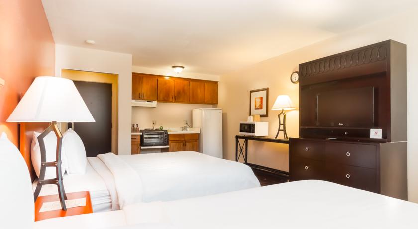 Lemon Tree Hotel & Suites Anaheim